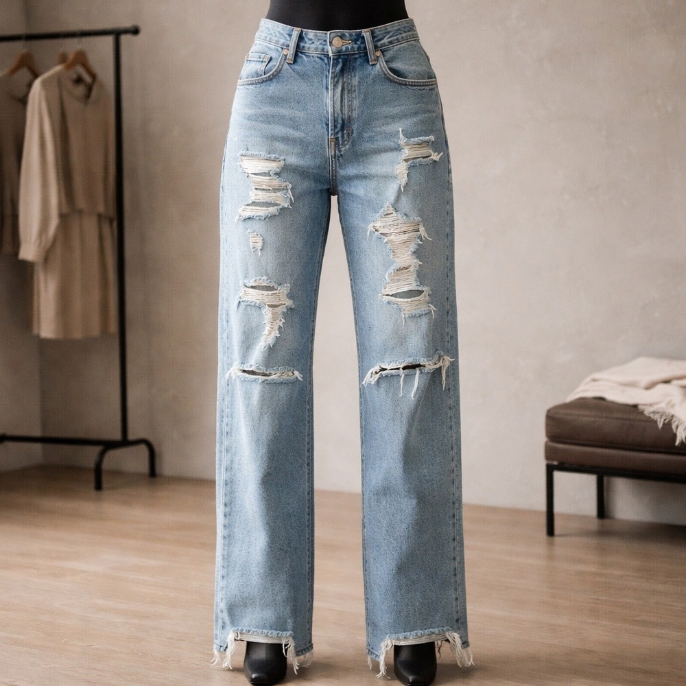 Hollister 9R/29 Curvy Ultra High-Rise Vintage Straight Distressed Jeans NWT